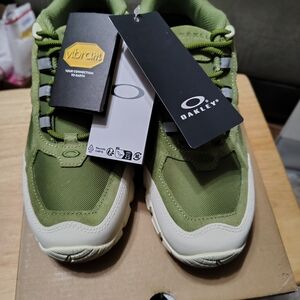 Oakley Green and Cream Sneakers